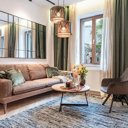 The Point Boutique In The Center * Bucharest